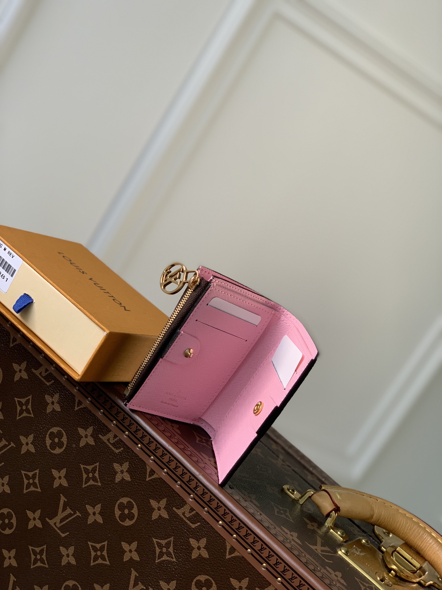 l**is V*t*n wallet- m82381-9×11.5×1.5cm