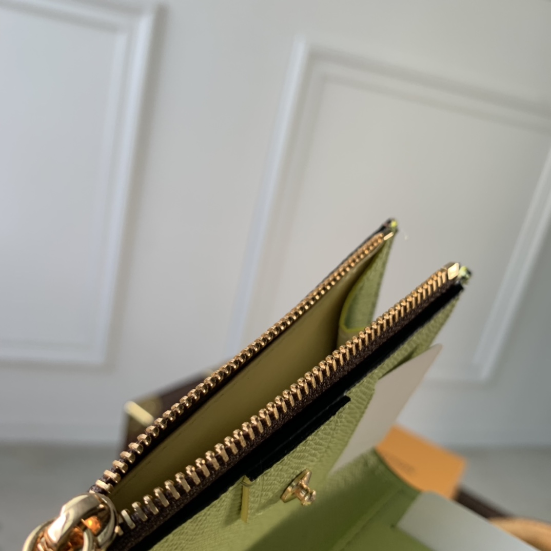 l**is V*t*n wallet- m82381-9×11.5×1.5cm