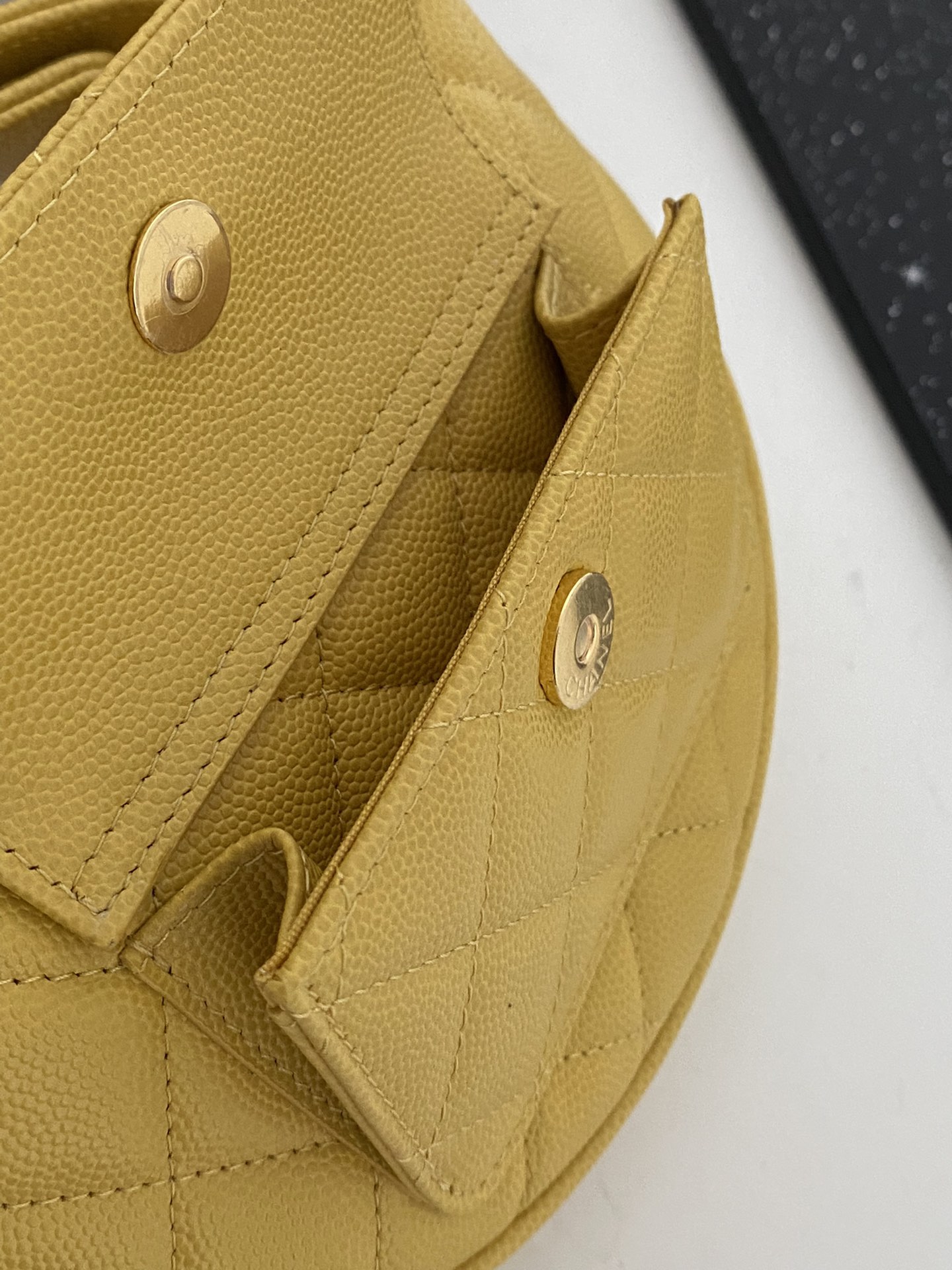 Ch@nel Pouch -16*16*5.5CM