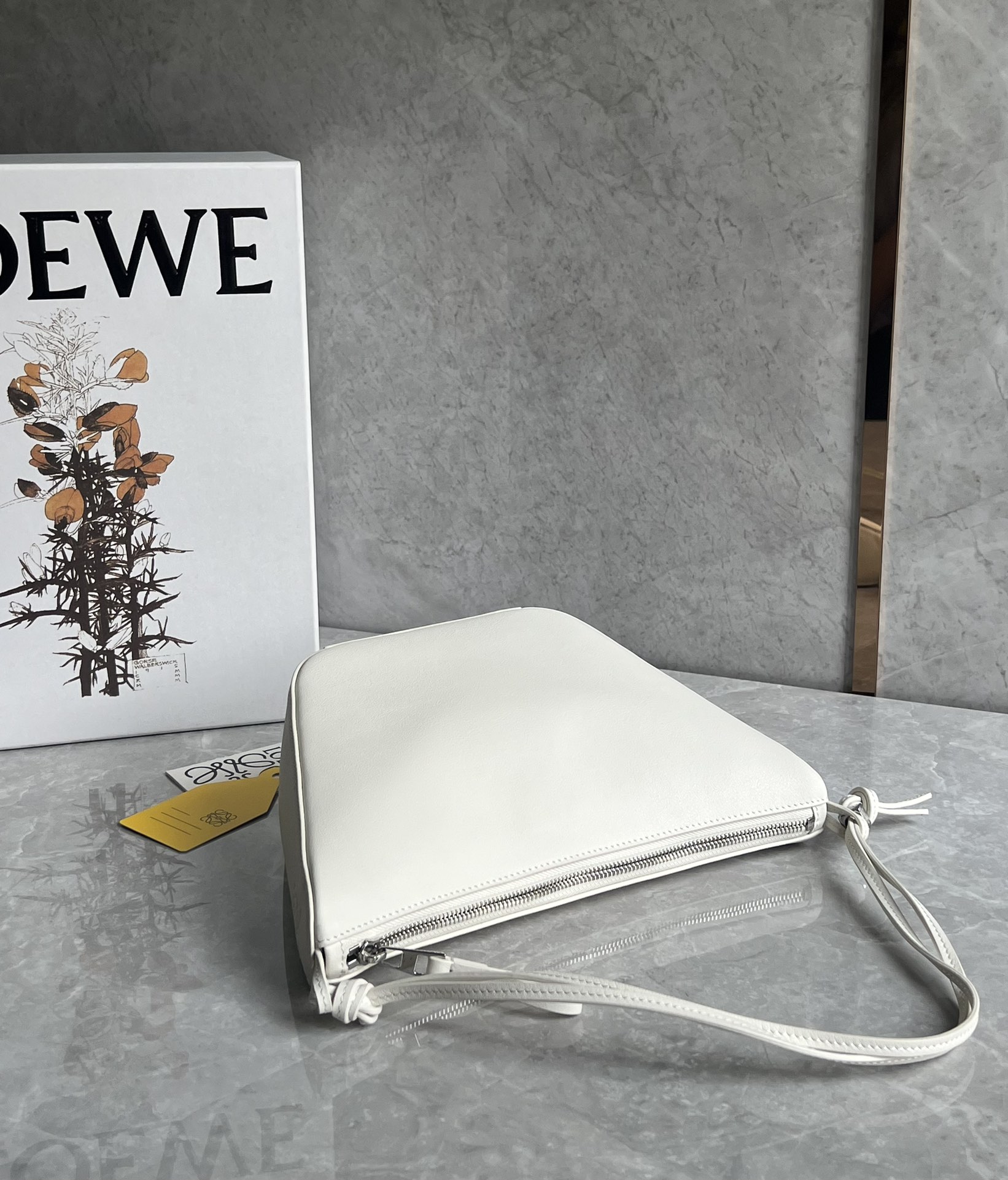 Loewe Hammock Hobo Bag-28*17*9.5CM