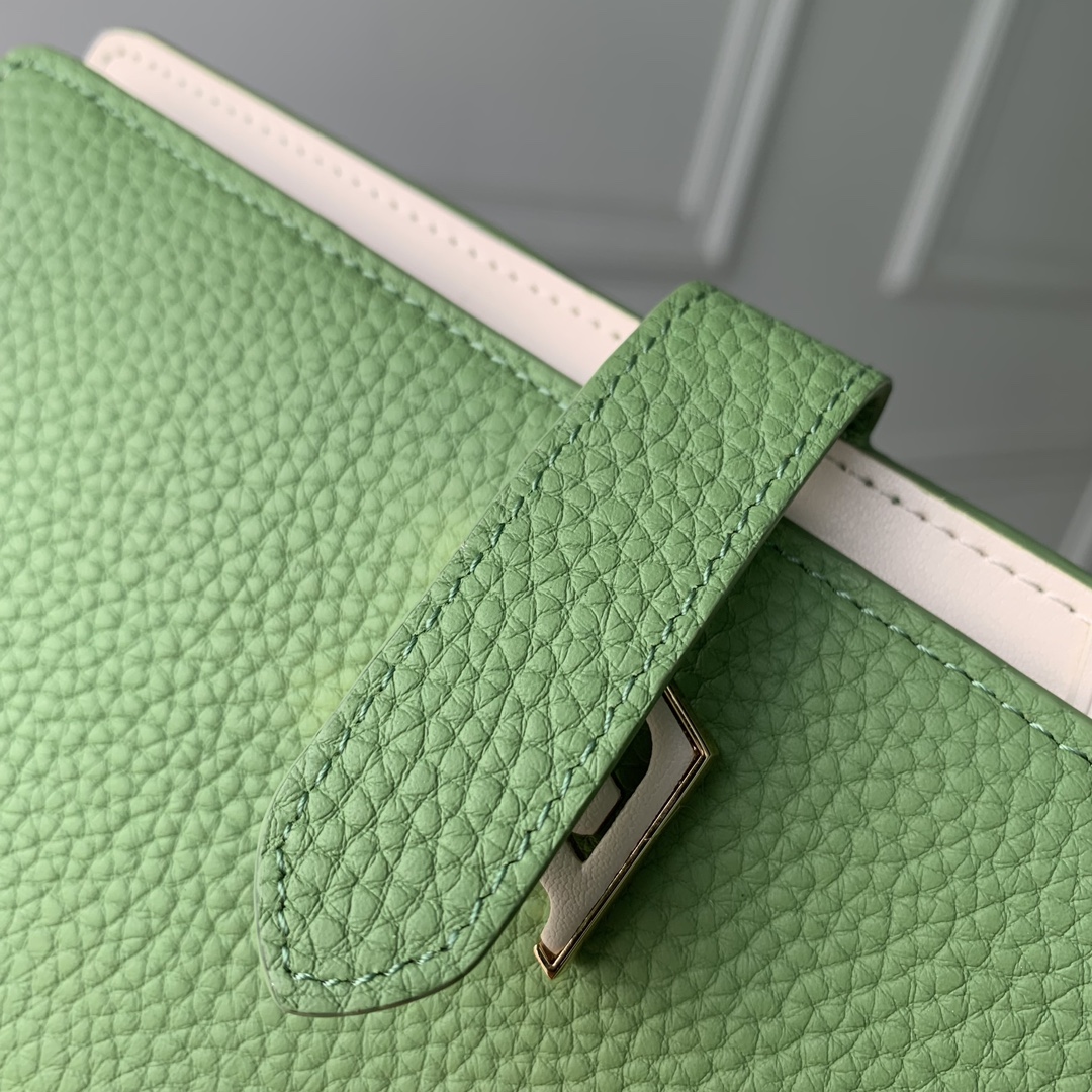 l**is V*t*n vertical wallet-m82512-10 x 19 x 1.7cm