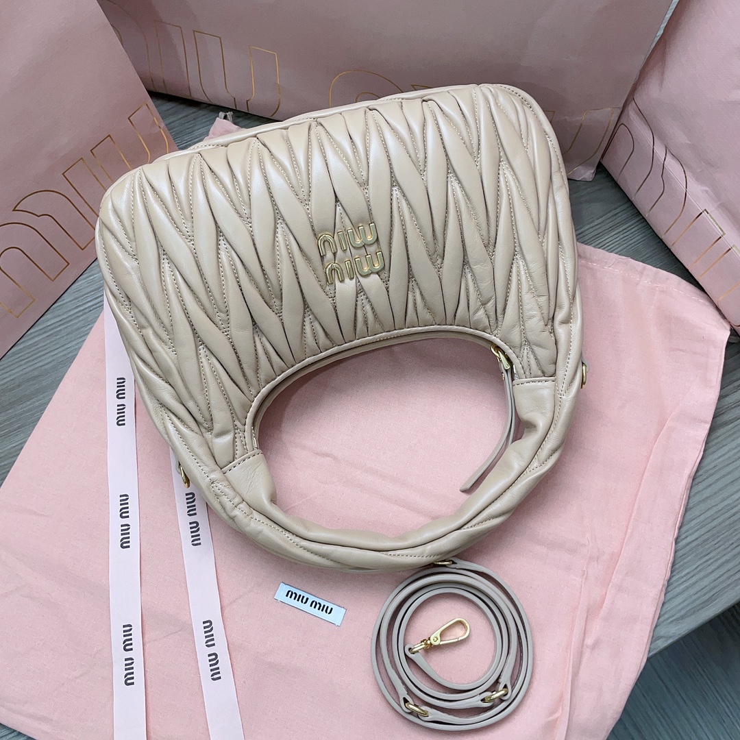 MiuMiu Bag-25X18X7CM