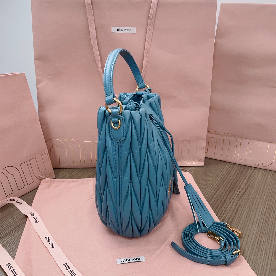 MiuMiu Bag-20X18X14CM