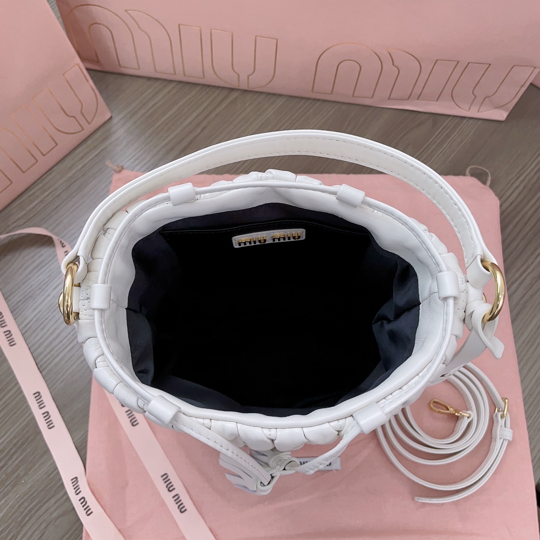 MiuMiu Bag-20X18X14CM