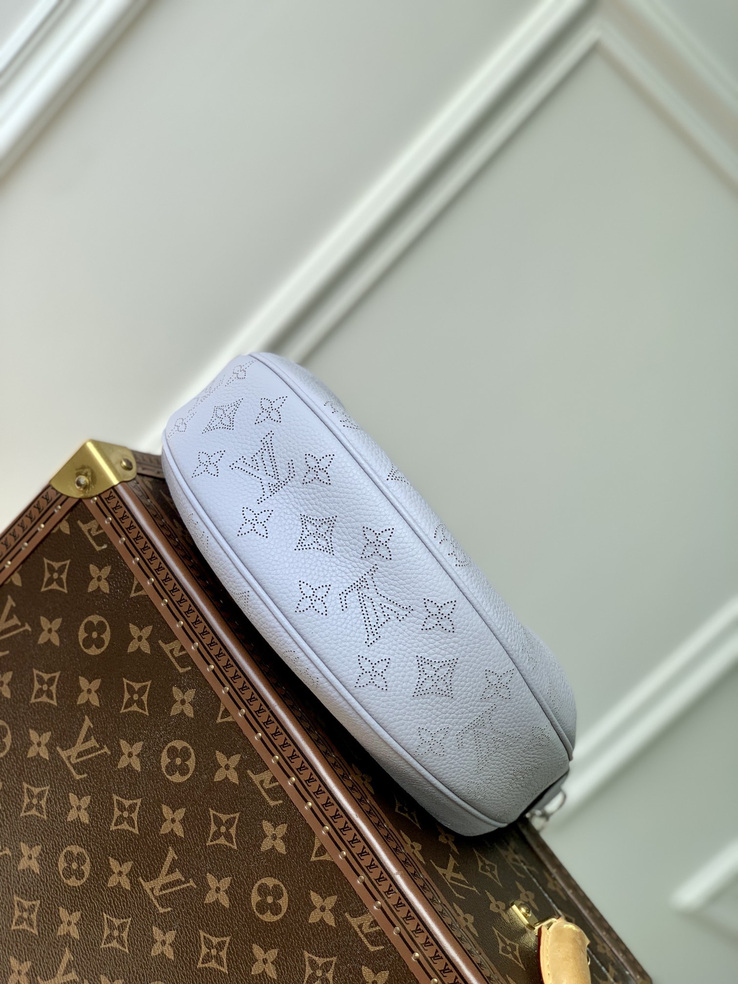 l**is V*t*n baia bag-26*17*7.5cm