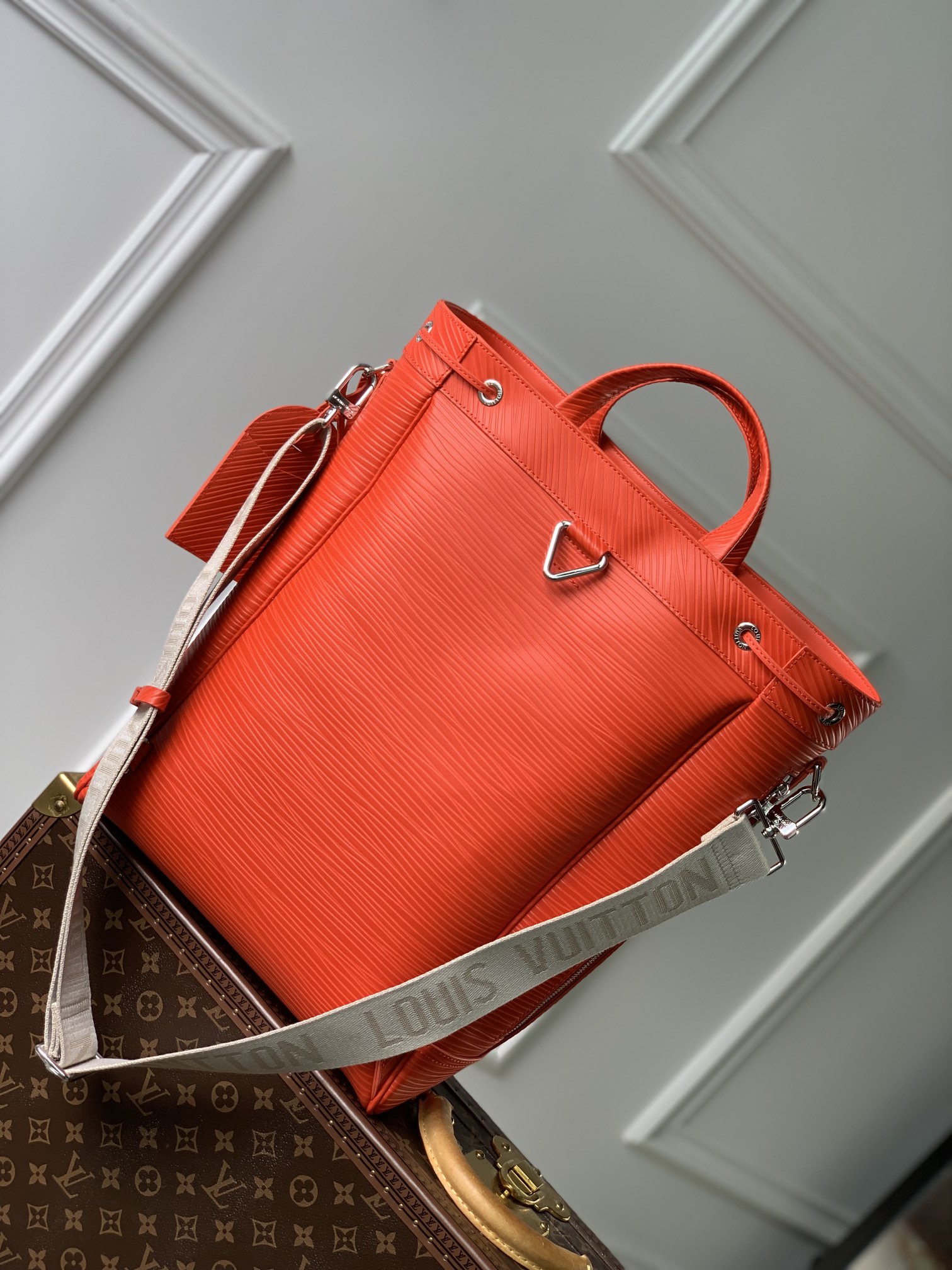 l**is V*t*n maxi noé sling handbag-34 x 48 x 18cm