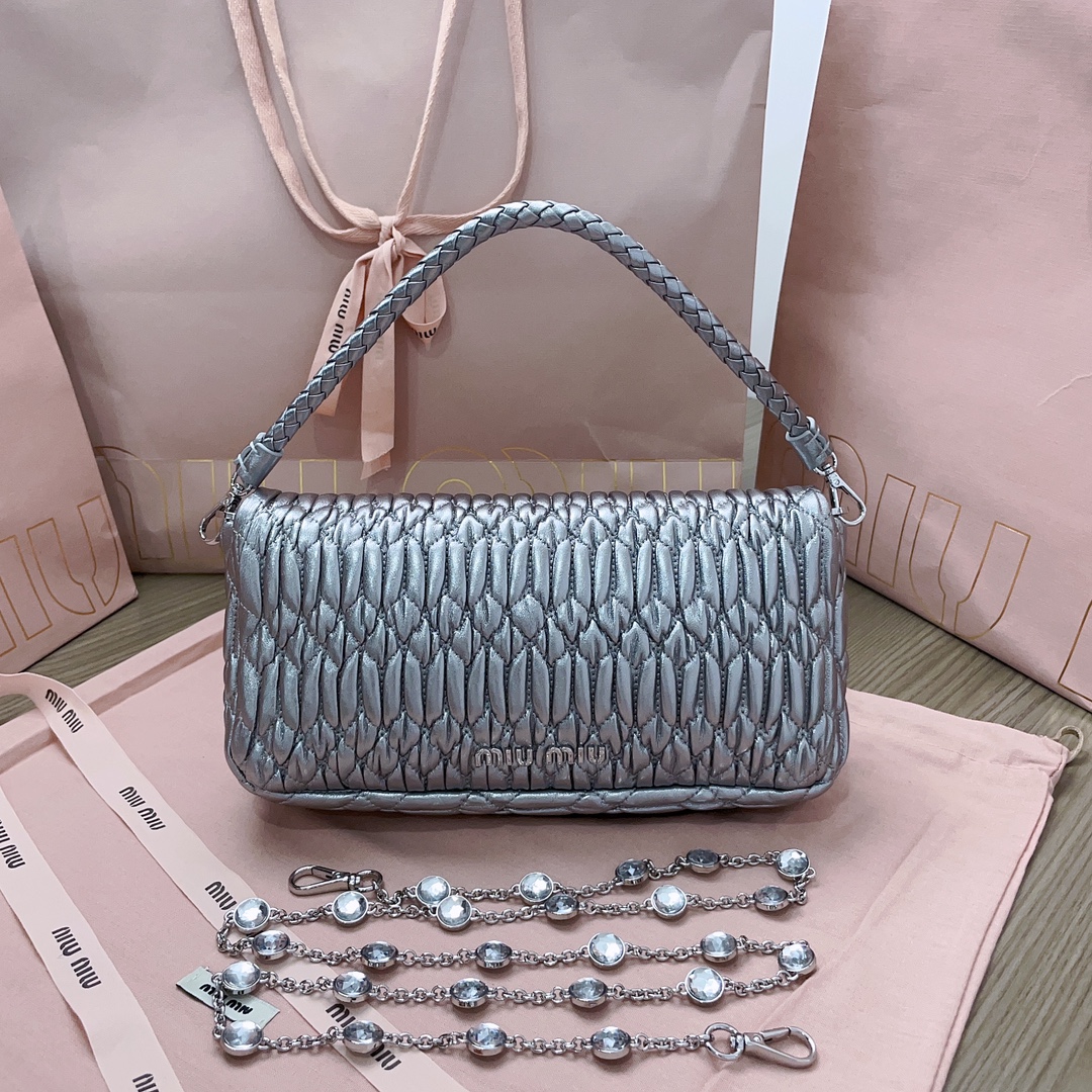 MiuMiu Chain Bag-22.5*4.5*12CM