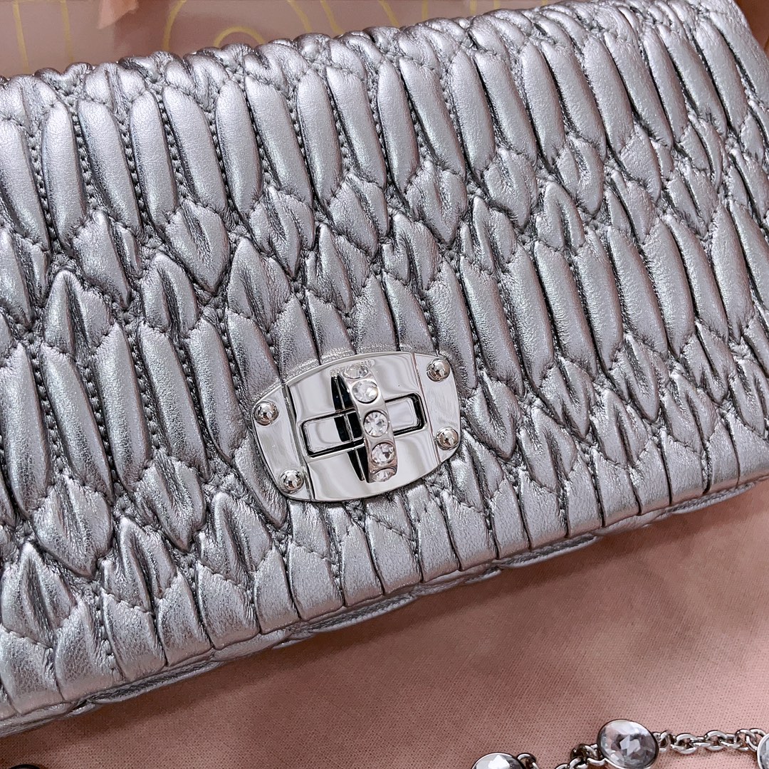 MiuMiu Chain Bag-22.5*4.5*12CM