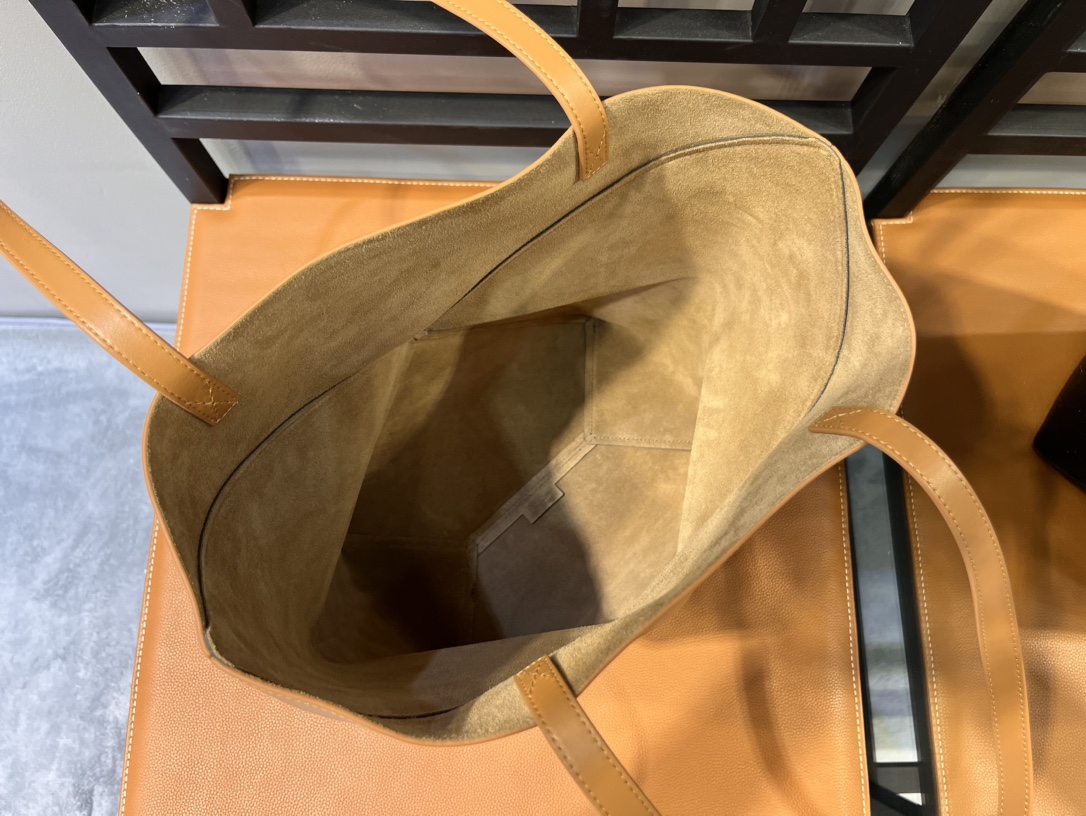 Loewe Puzzle Tote-25/14/30CM