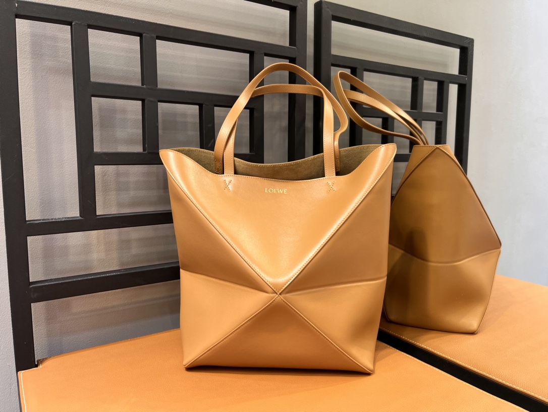 Loewe Puzzle Tote-25/14/30CM
