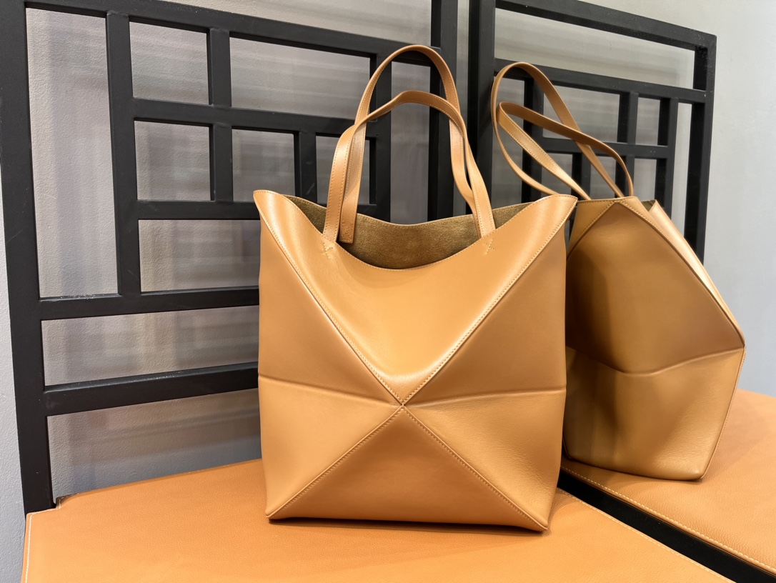 Loewe Puzzle Tote-25/14/30CM