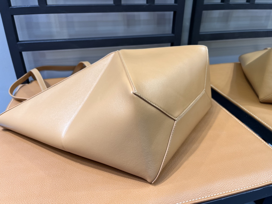 Loewe Puzzle Tote-25/14/30CM