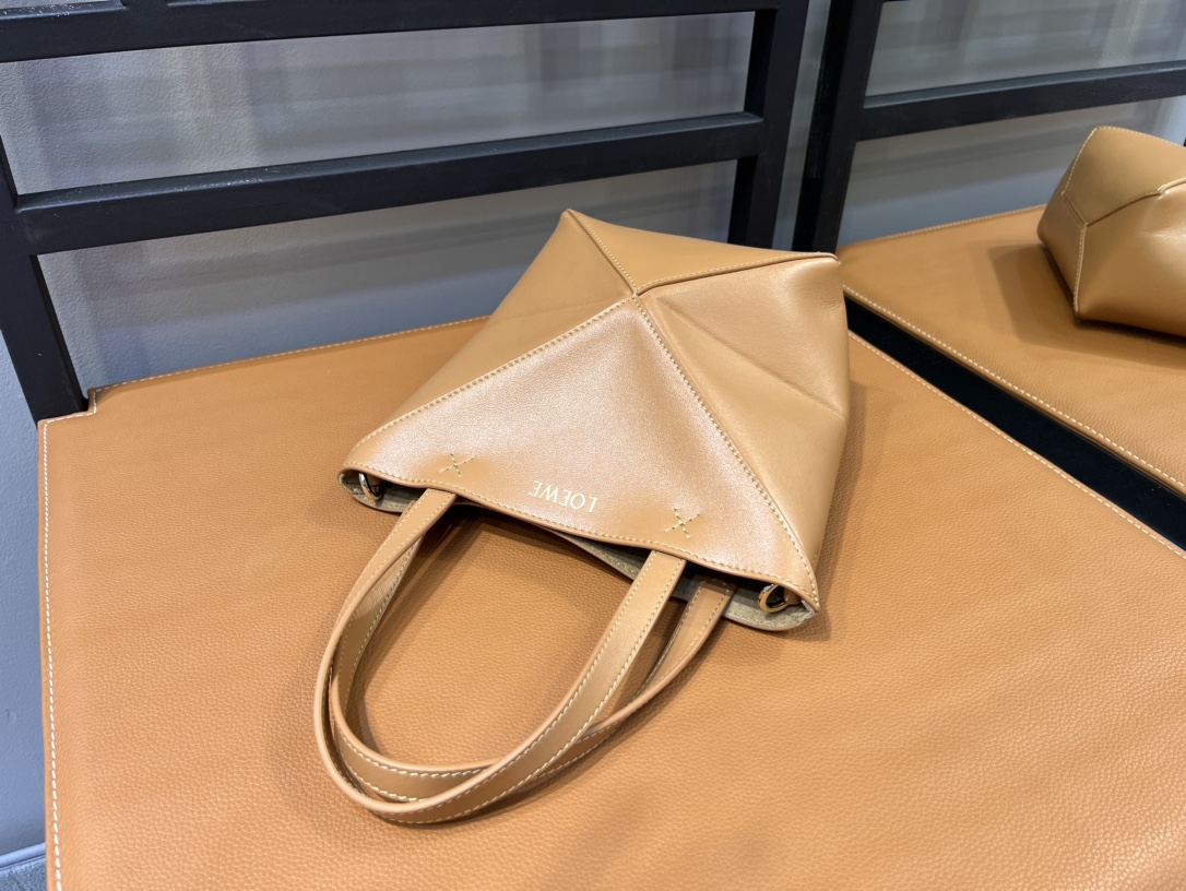 Loewe Puzzle Tote-16.5/9.5/20CM