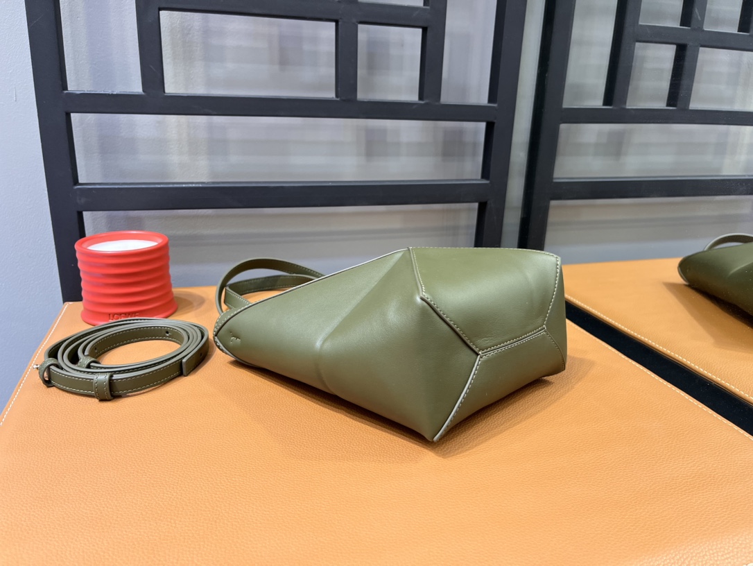 Loewe Puzzle Tote-16.5/9.5/20CM