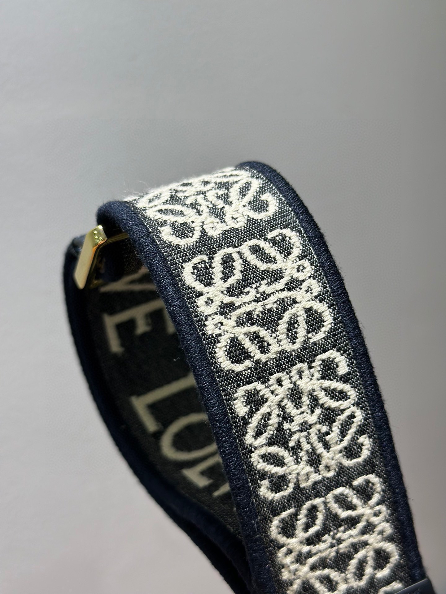 Loewe Straps-105*4CM