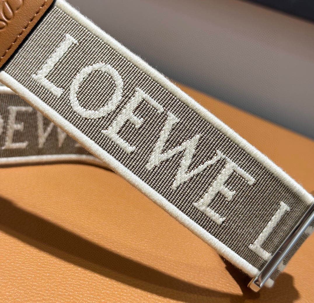 Loewe Straps-105*4CM