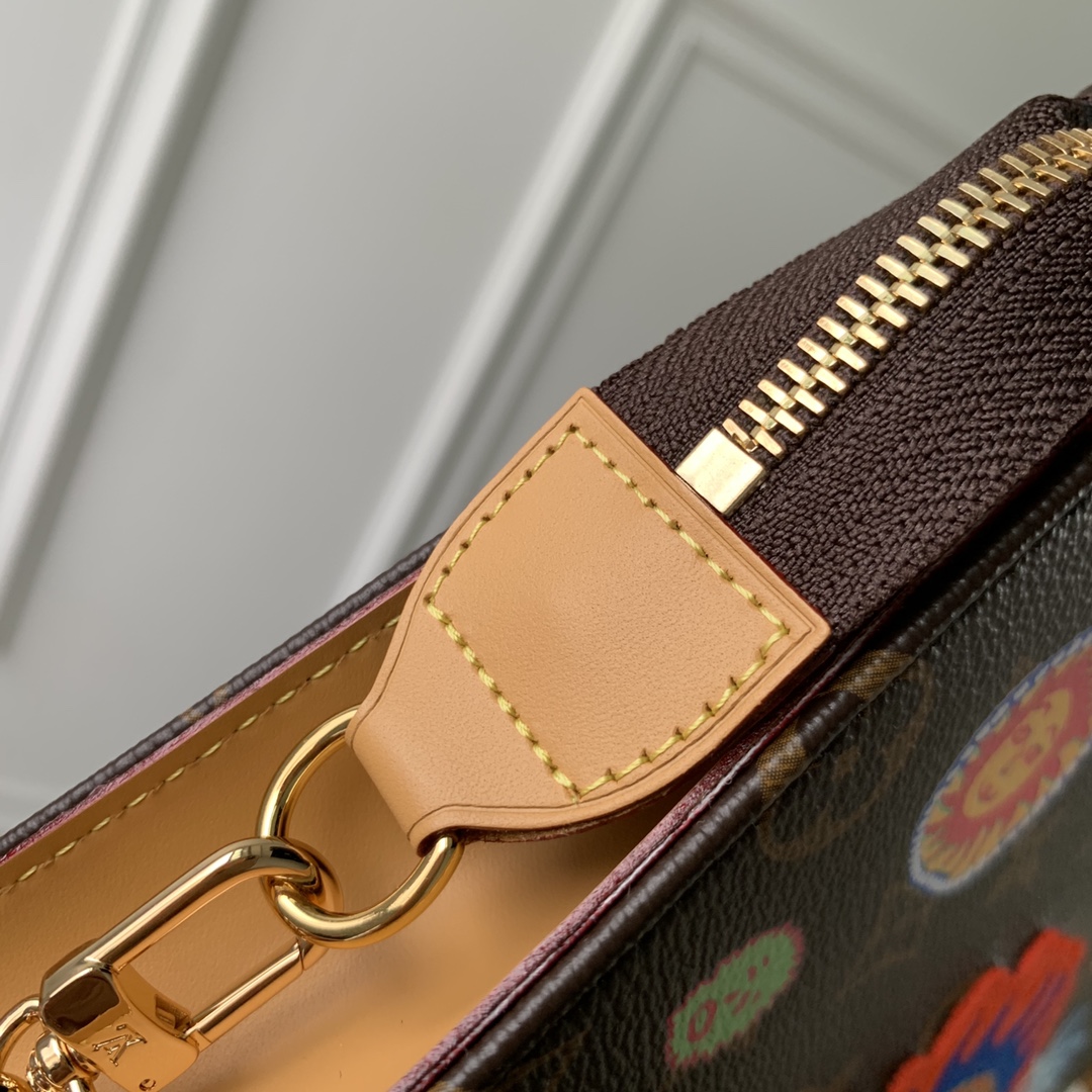 l**is V*t*n x yk toiletry pouch on chain - 25 x 20 x 5.5 cm