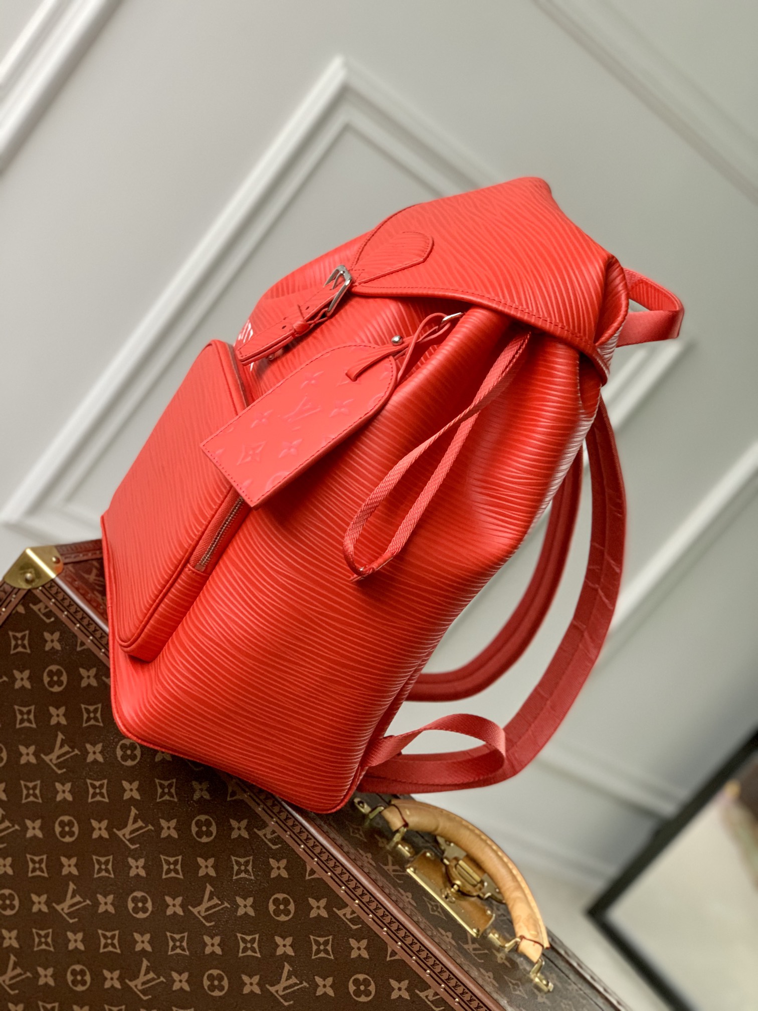 l**is V*t*n montsouris backpack-32 x 40 x 19cm