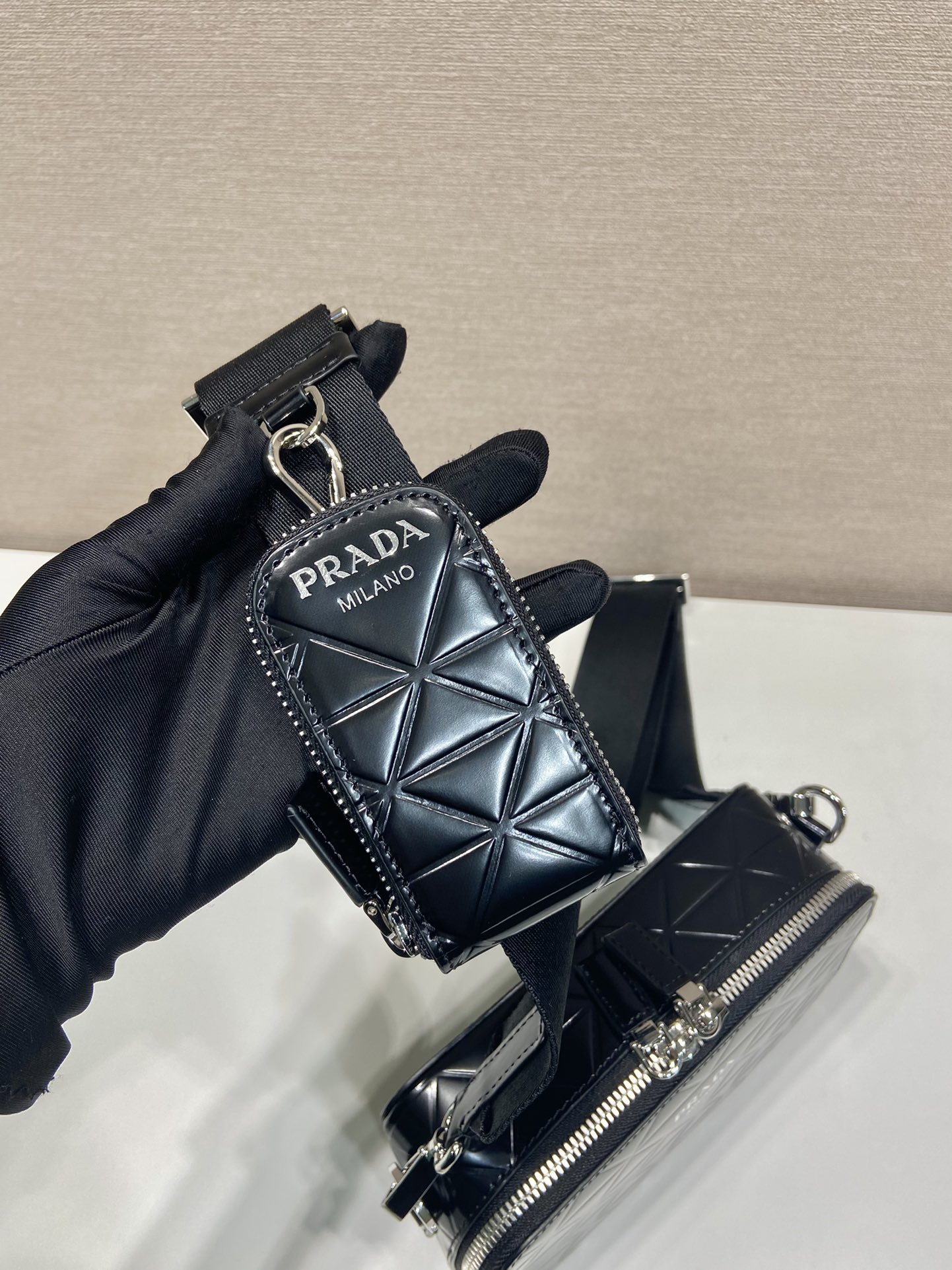 Pra*a camera bag 2vh070-19*12.5*5.5cm