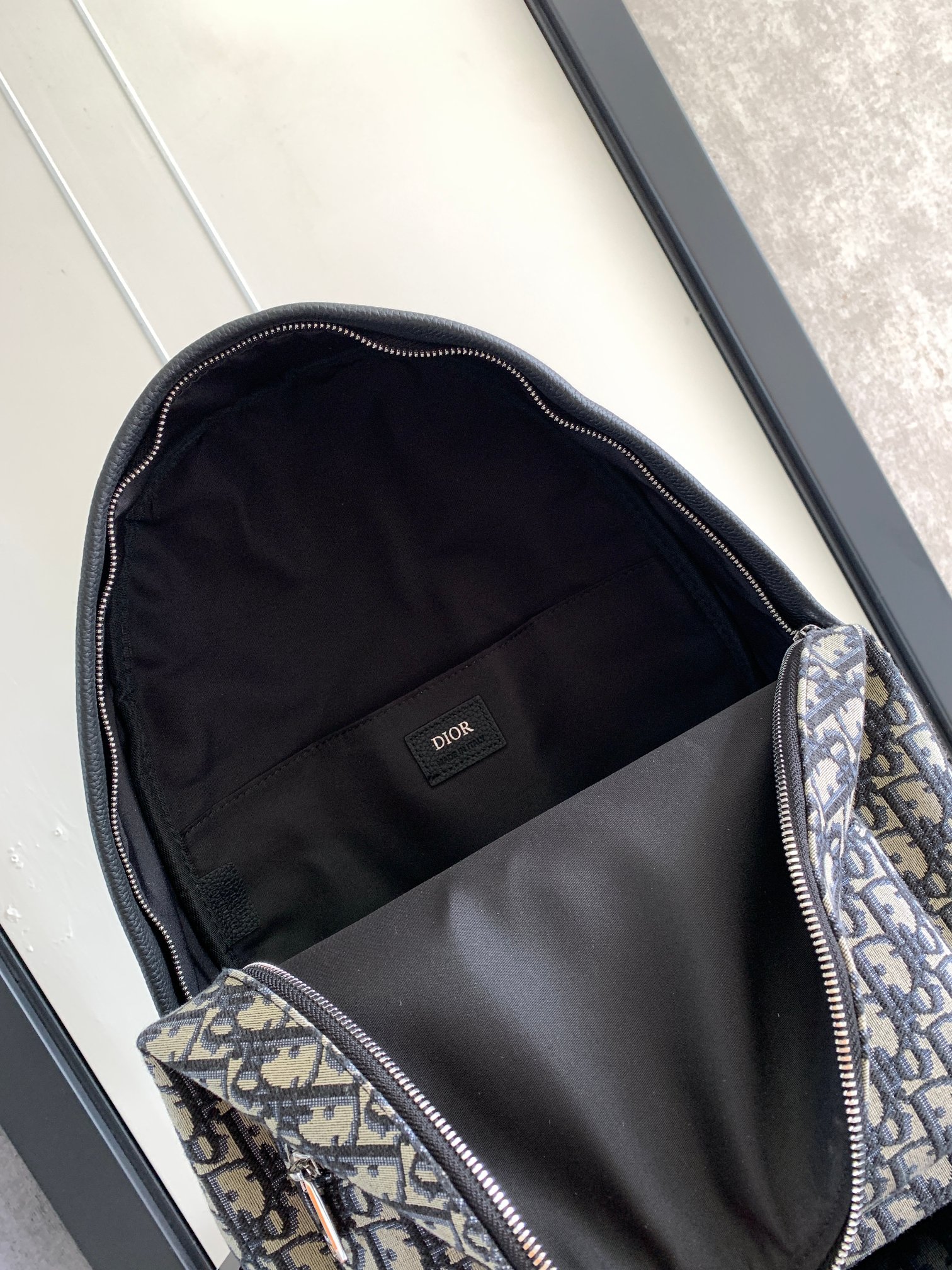 D*ortravel backpack-30 x 42 x 15cm