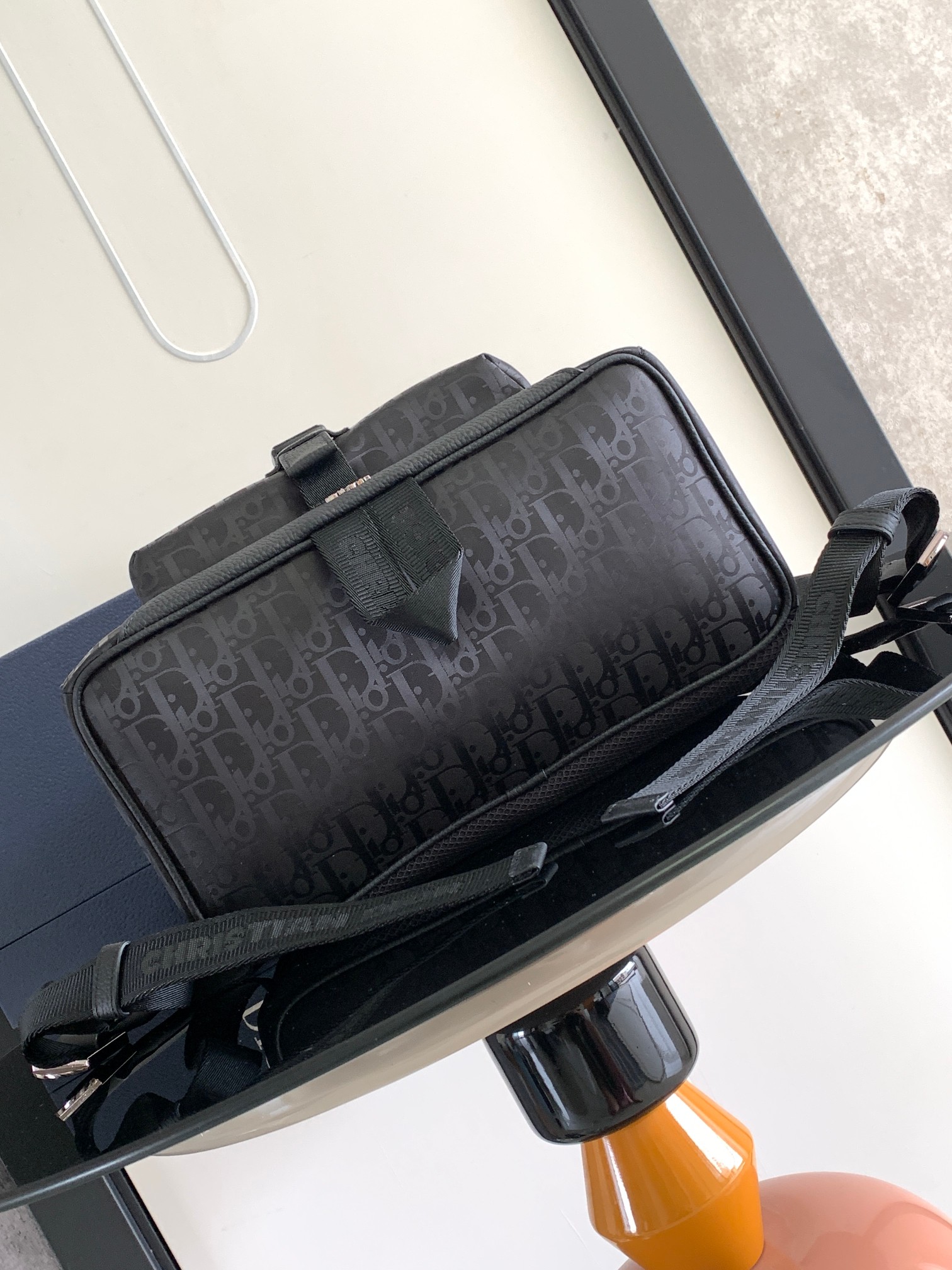 D*or explorer backpack-30 x 42 x 14.5cm