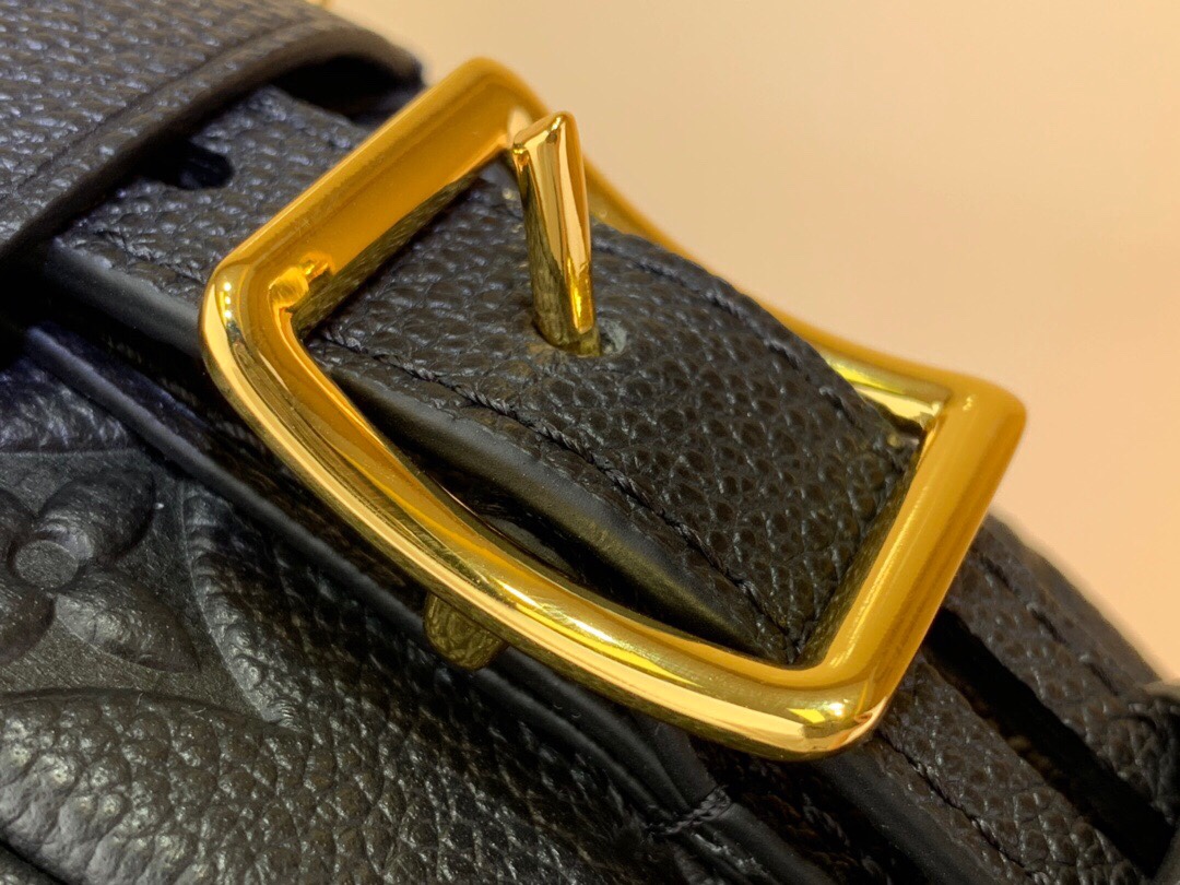 l**is V*t*n boite chapeau souple-20 x 22.5 x 8cm