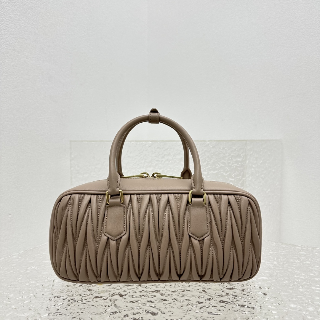 MiuMiu Vintage Rectangular Bag-27*12*9CM