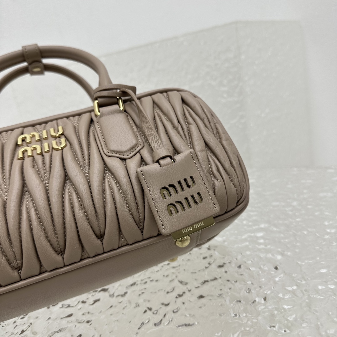 MiuMiu Vintage Rectangular Bag-27*12*9CM