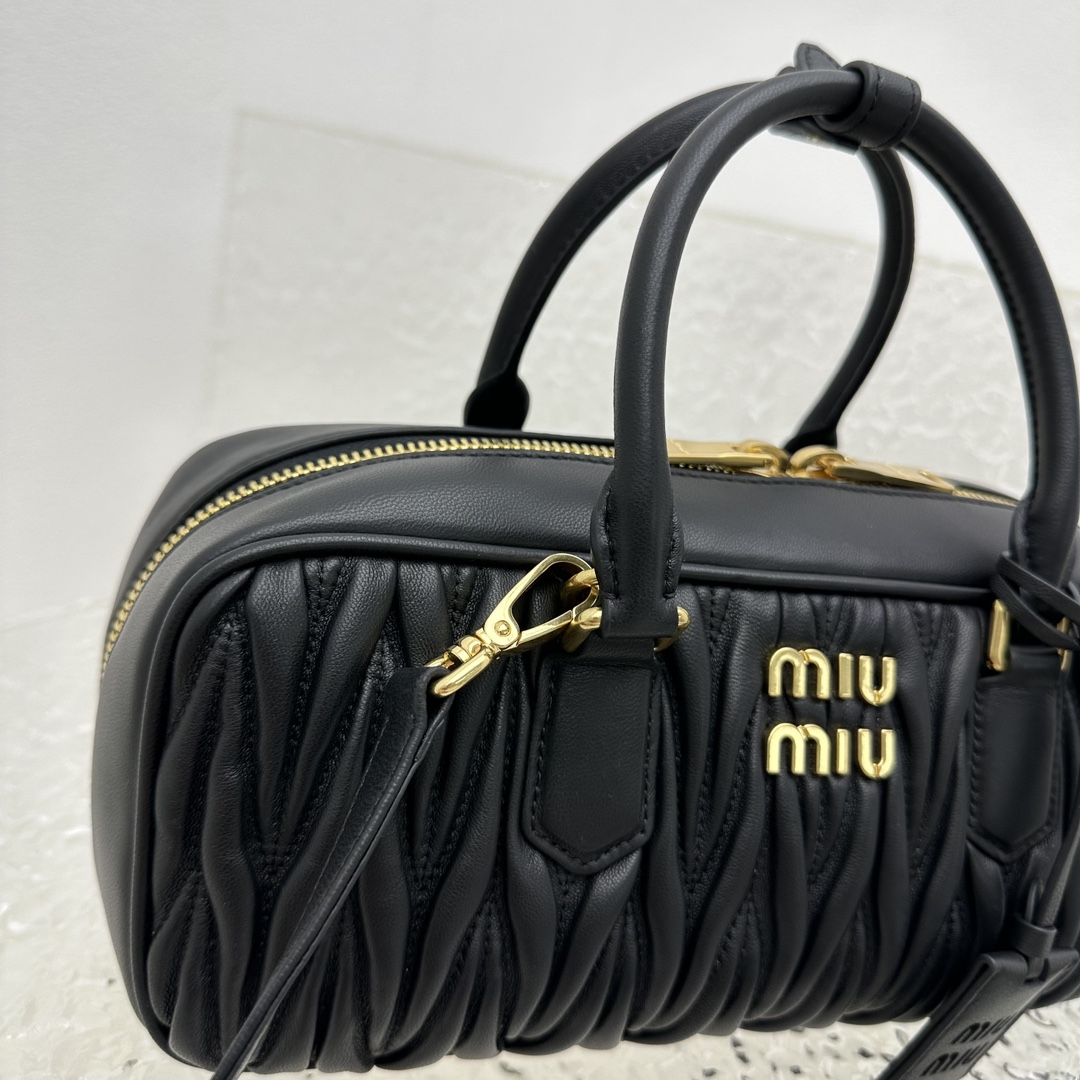 MiuMiu Vintage Rectangular Bag-27*12*9CM