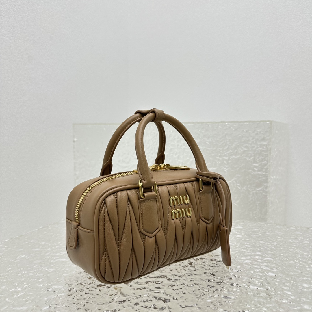 MiuMiu Vintage Rectangular Bag-23*12*8CM