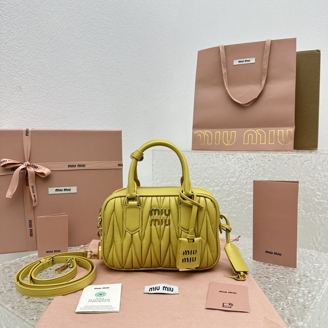 MiuMiu Vintage Too Pretty Bag-19*13*6CM