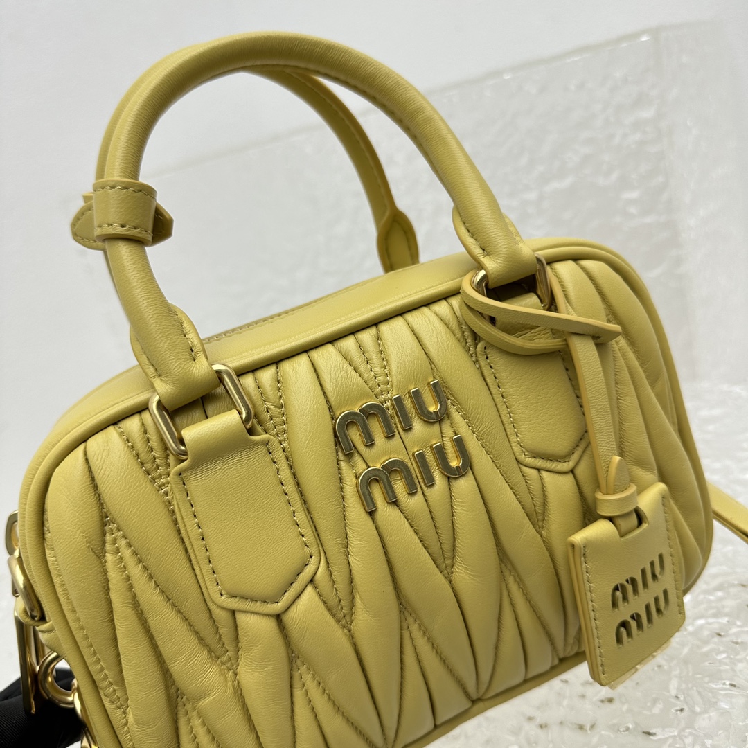 MiuMiu Vintage Too Pretty Bag-19*13*6CM