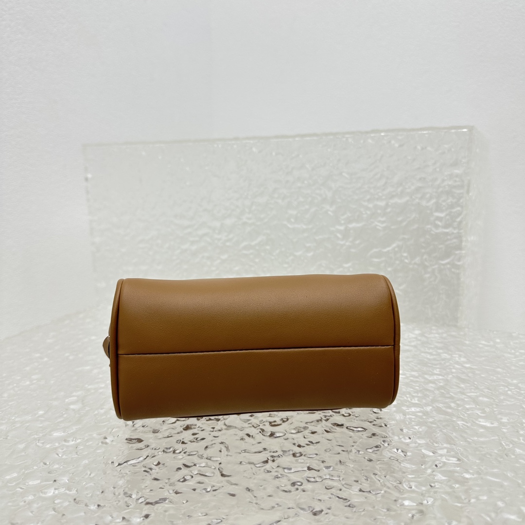 MiuMiu SS23 Bag-18*11.5*8CM