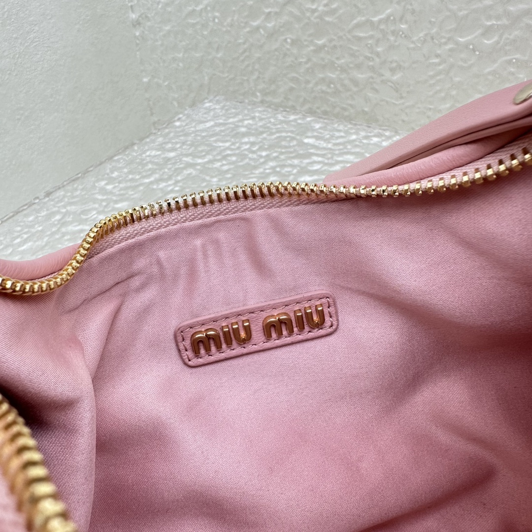 MiuMiu Wander Hobo Bag-20*6*17CM