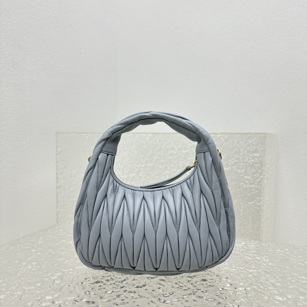 MiuMiu Wander Hobo Bag-20*6*17CM