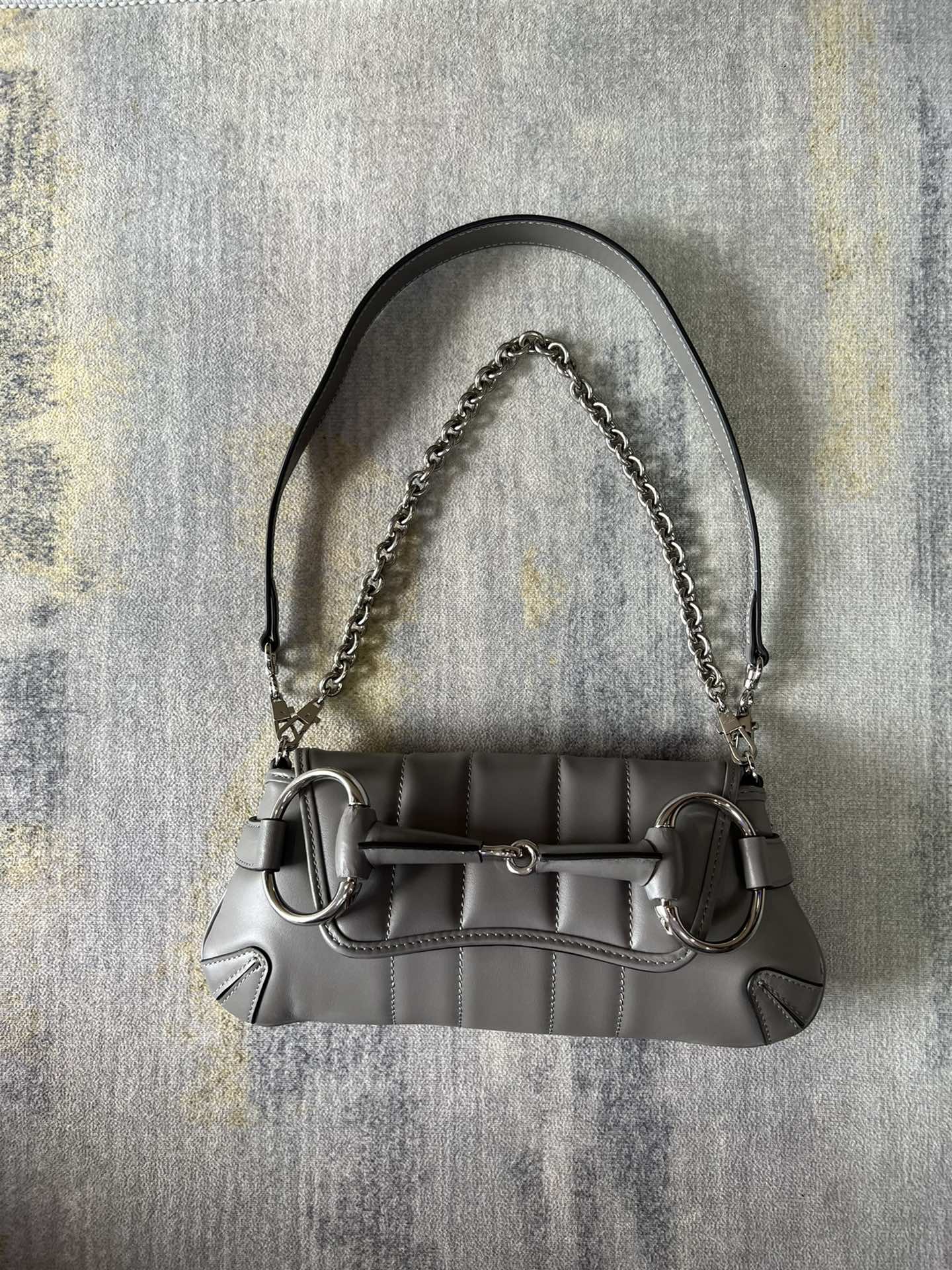 G*u*i horsebit chain 2023-27x11x5cm