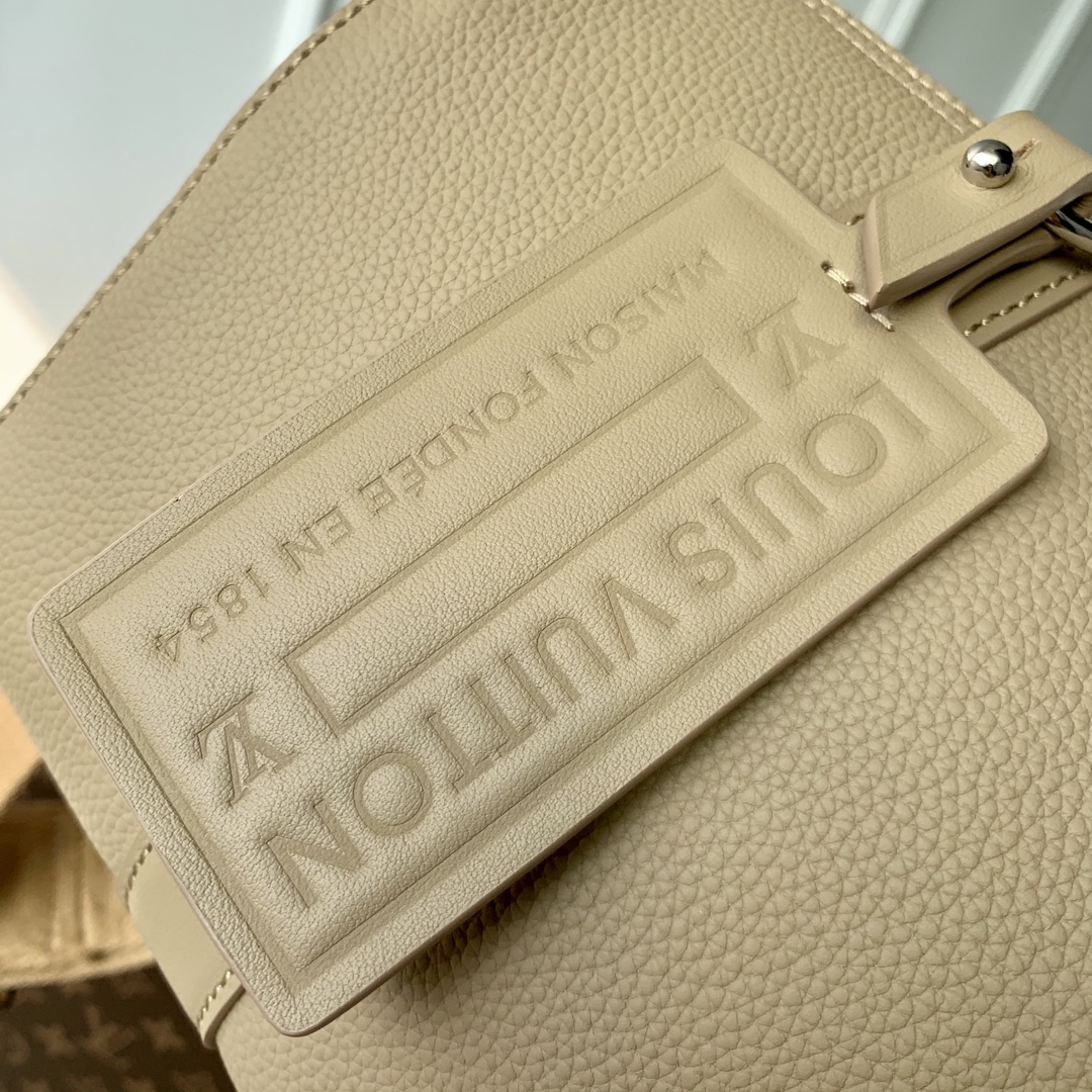 l**is V*t*n city keepall-27x17x13cm