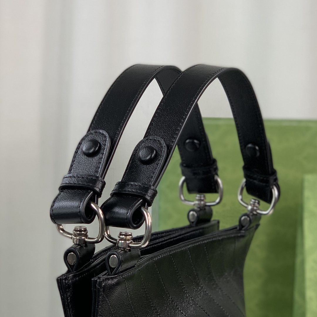 G*u*i blondie tote-24x30x6cm