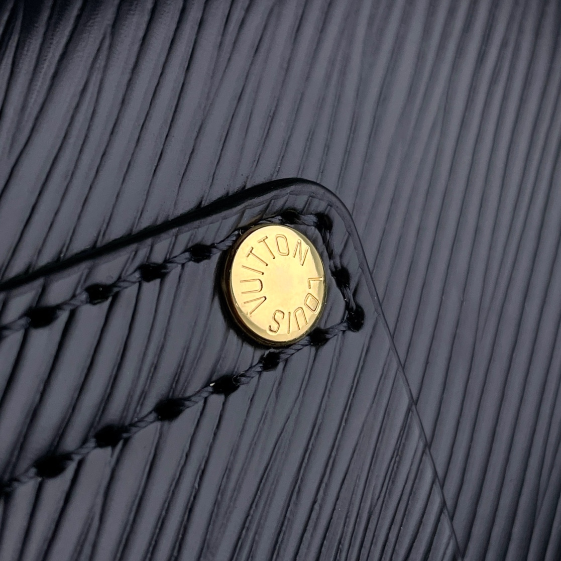 l**is V*t*n twist bag-m68750-19x13.5x4cm