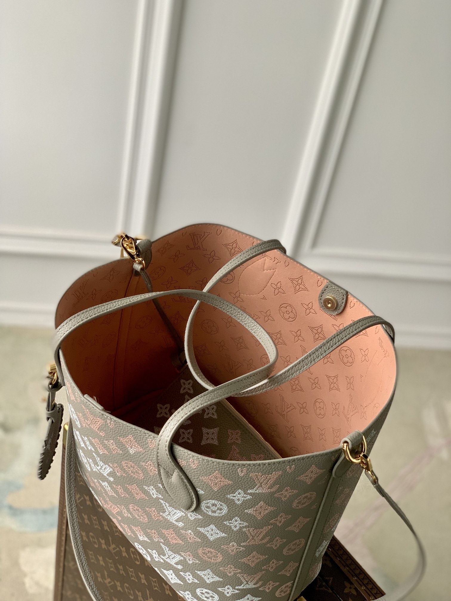 l**is V*t*n blossom handbags-30*27.5*16cm