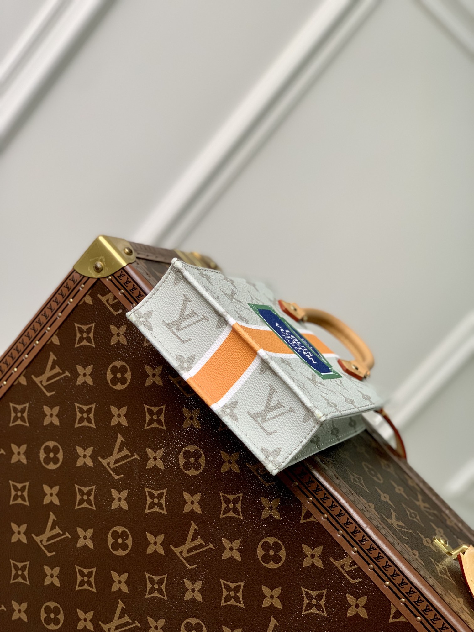 l**is V*t*n petit sac plat -14 x 17 x 5cm