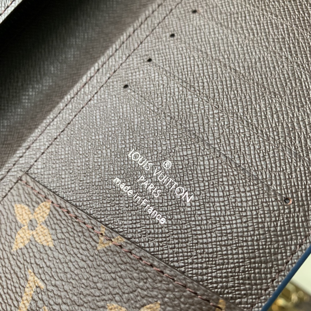 l**is V*t*n wallet-10*19*2cm