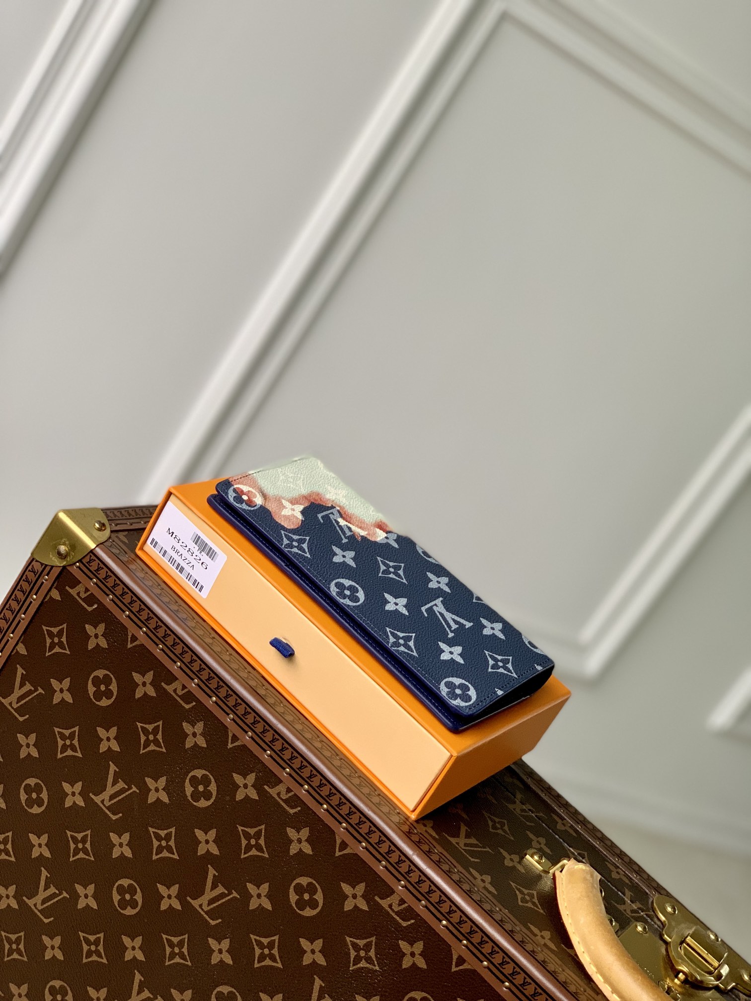 l**is V*t*n wallet-10*19*2cm