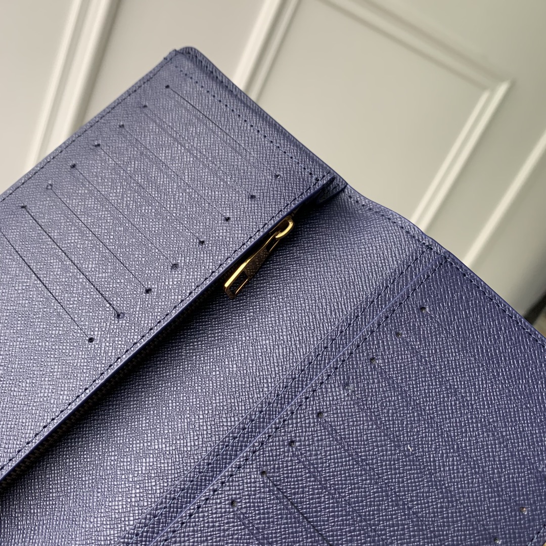 l**is V*t*n wallet-10*19*2cm