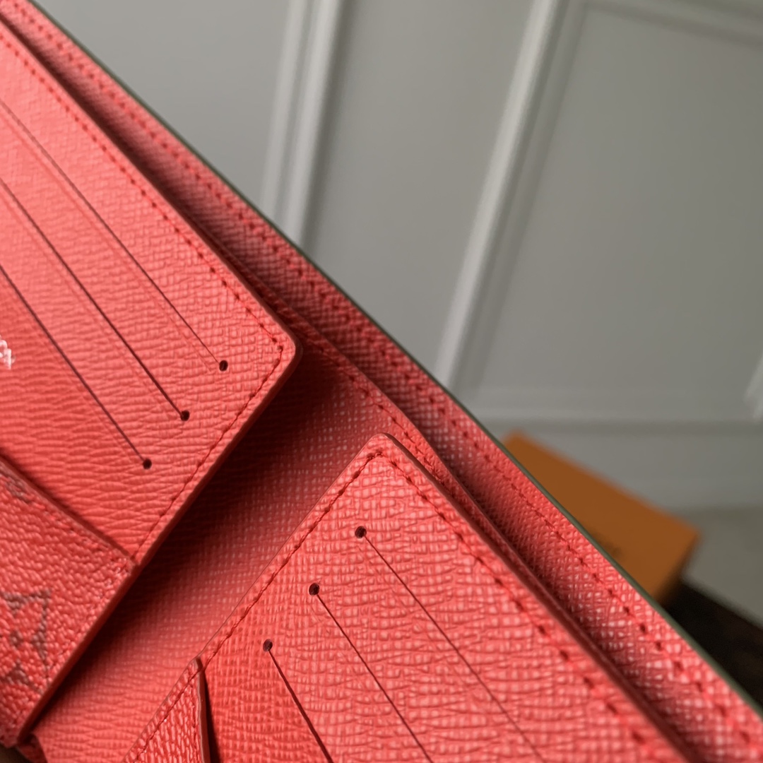 l**is V*t*n slender wallet-m62294-11*9*2cm