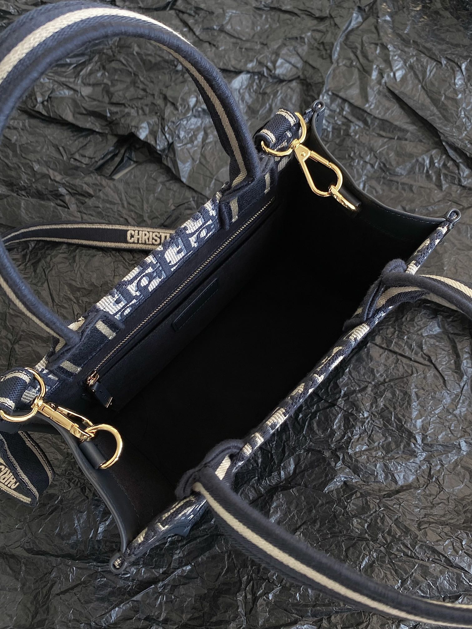 D*or small book tote-26*8*22cm