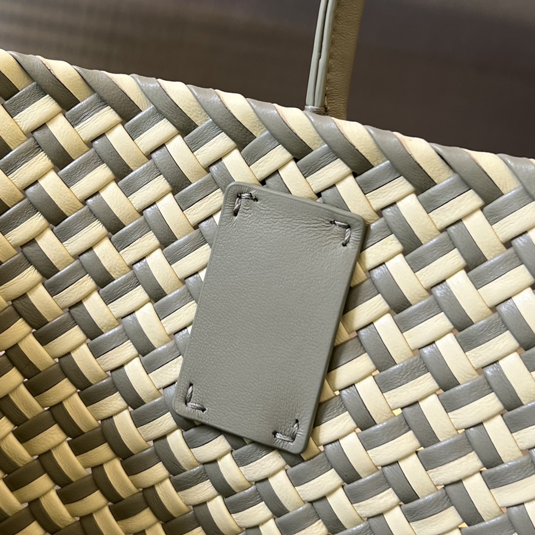 Bo*te*ga ve*ne*ta cabat tote-37*17*23cm