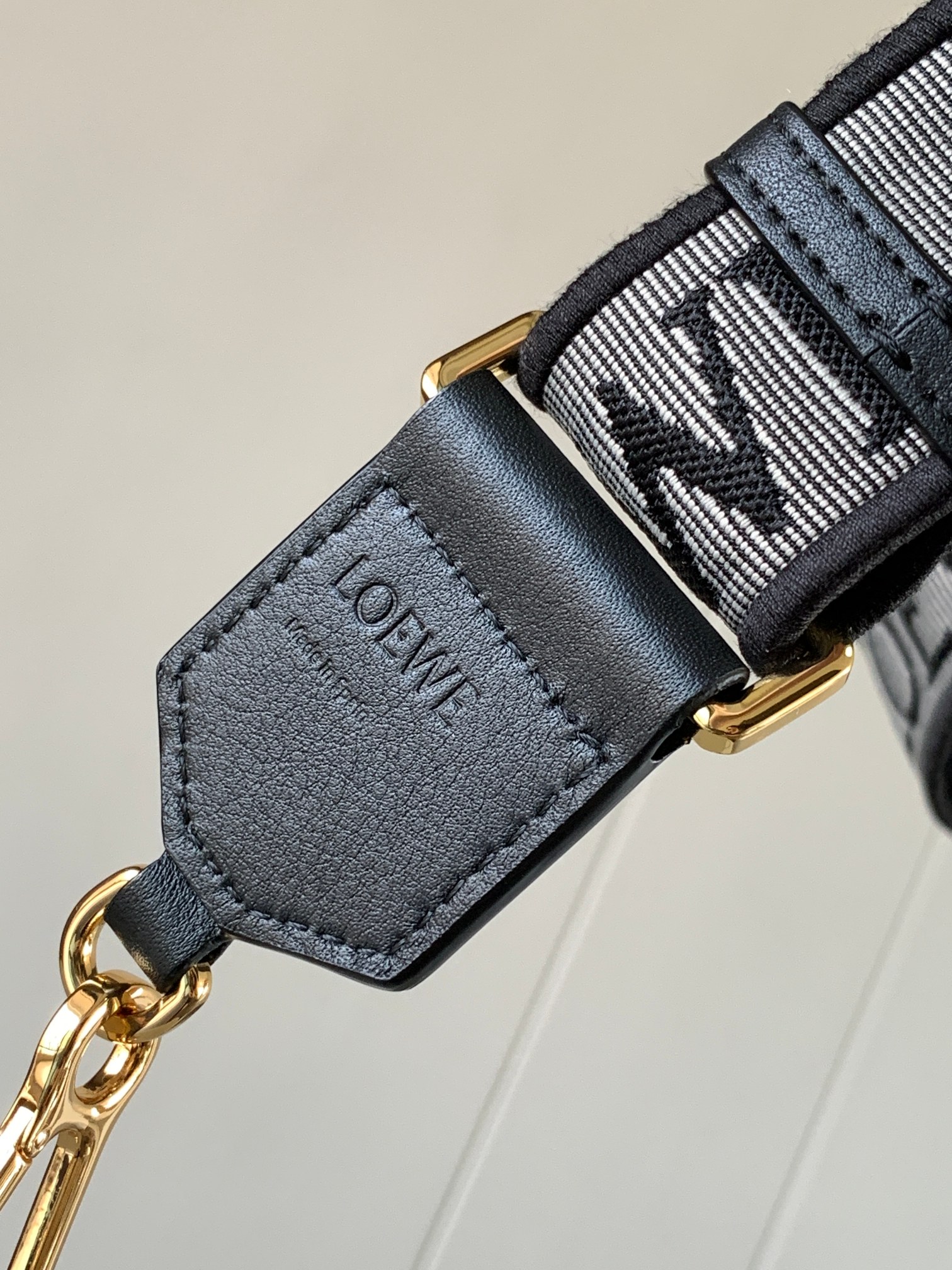 Loewe Anagram Straps-134CM