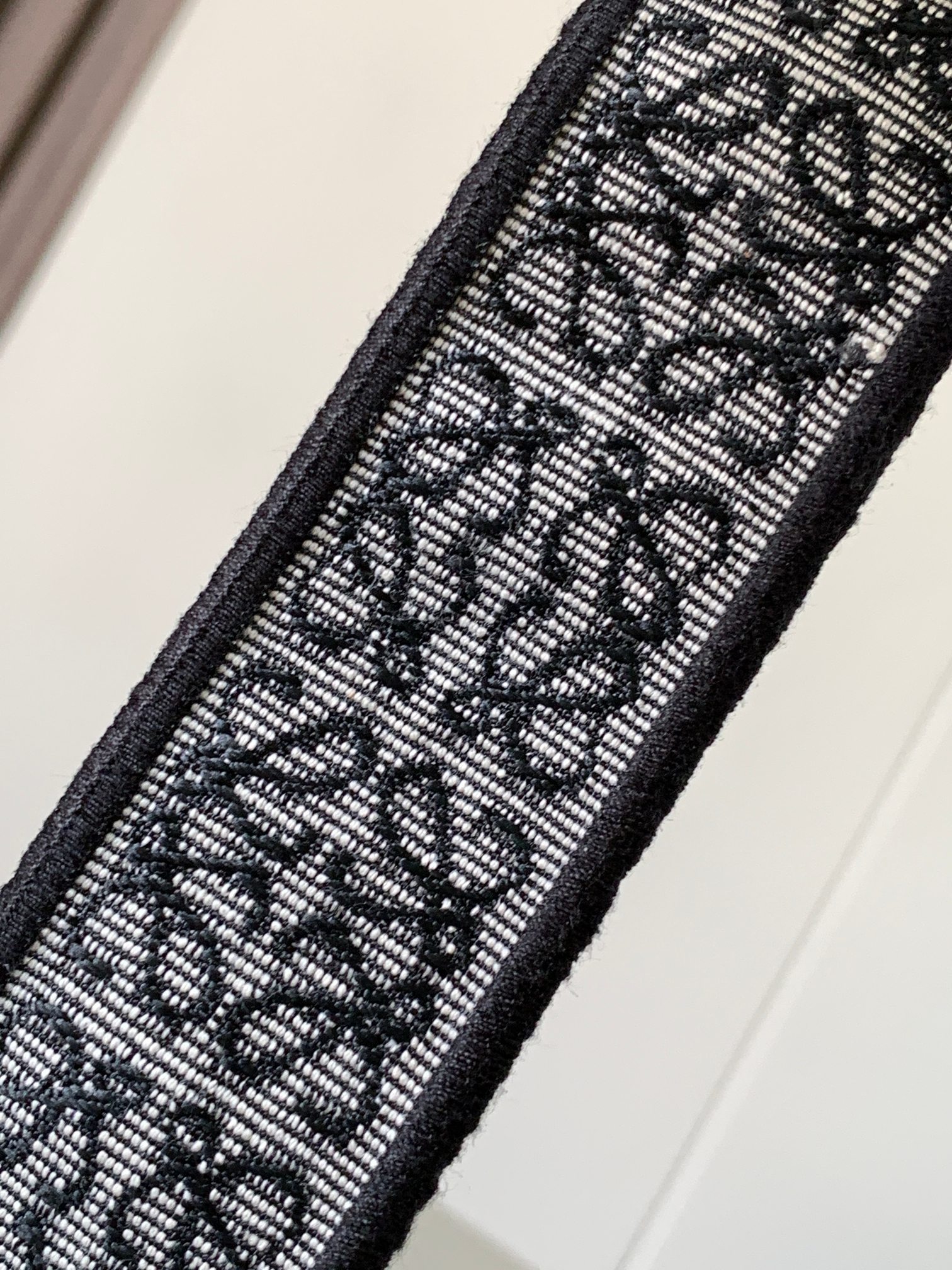Loewe Anagram Straps-134CM