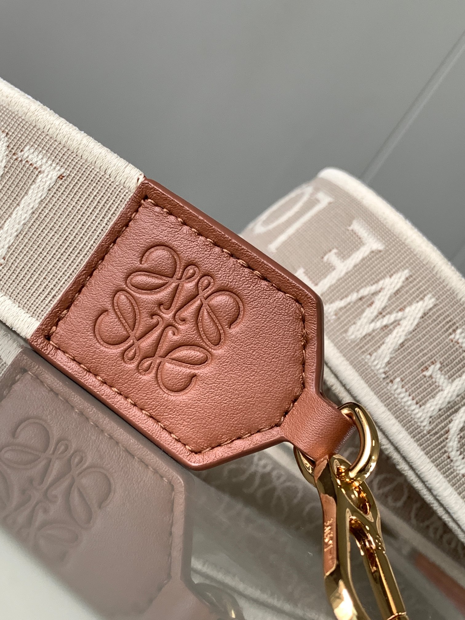 Loewe Anagram Straps-134CM